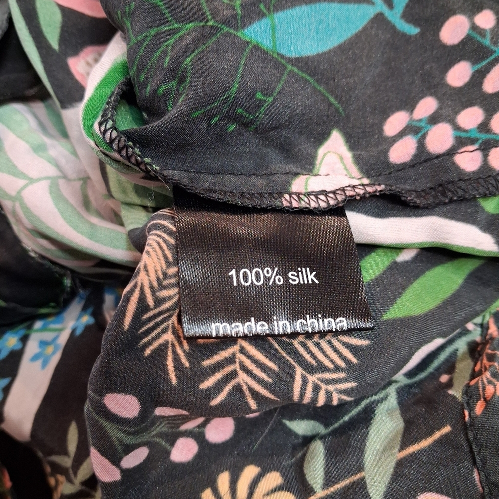 Karen Mabon Size M Silk Forest Wolf Print Pj Top - Picture 6 of 7